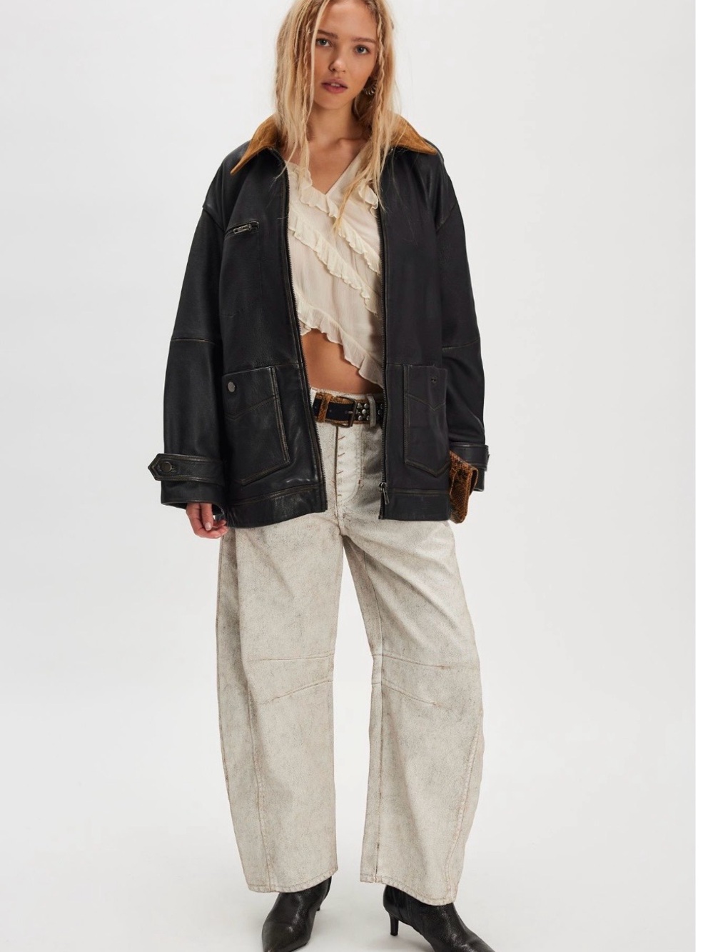 We The Free Free People Good Luck Coated Barrel Jeans - Picture 5 of 13